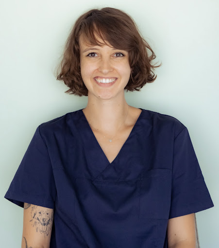 Alizée, Étiopathe